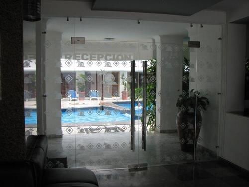 Hotel Y Suites Plaza Manzanillo Bagian luar foto
